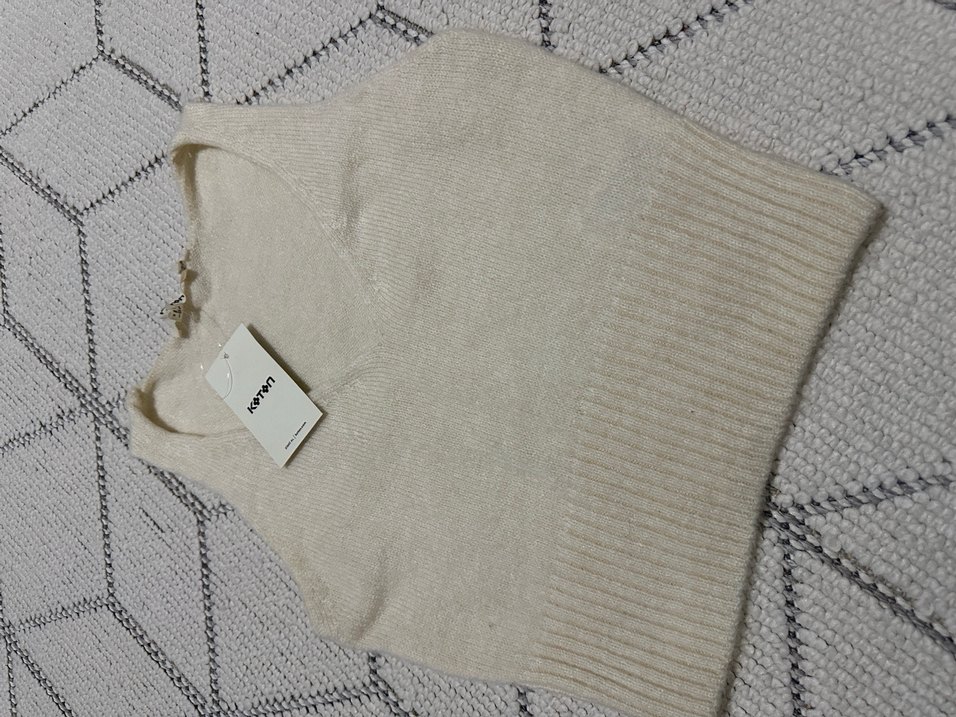 Krema Renk V Yaka Örgü Crop Atlet - Görsel 5