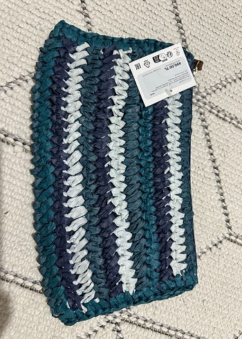 Zara makyaj çantası - Görsel 3