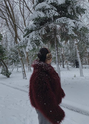 Stradivarius bordo kürk - Görsel 3