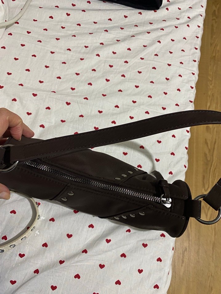 Pull and bear kol çantası - Görsel 2