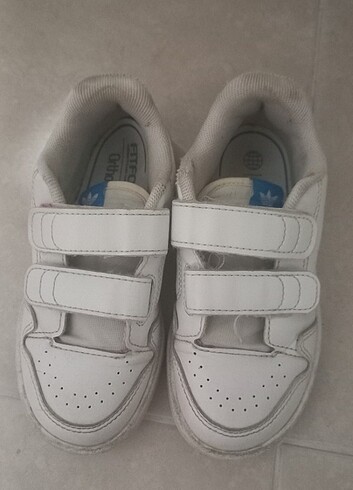 26 Beden Adidas ünisex ayakkabı