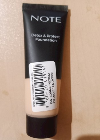 Note Detox & Protect Fondöten - Koyu Bej