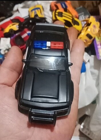 Metal polis Arabası Siyah