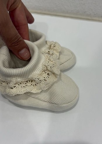 Vicco Kız Bebek Dantel Detaylı Örgü İlk Adım Ayakkabısı