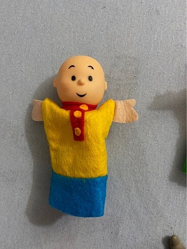 Caillou kukla