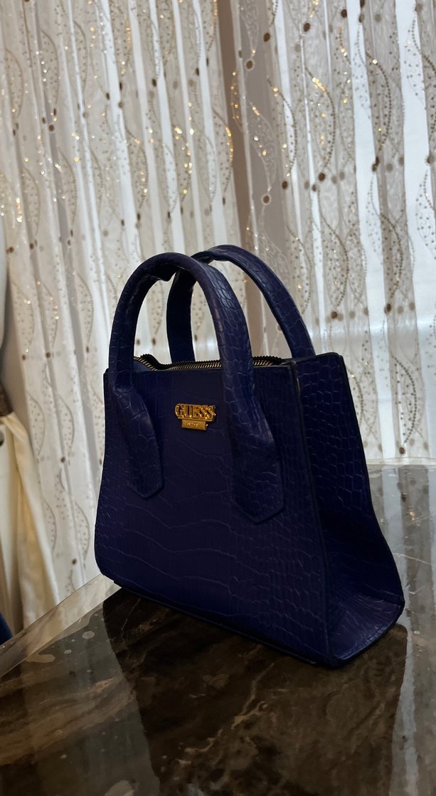 Mavi Deri Kadın Çanta - GUESS - Görsel 3