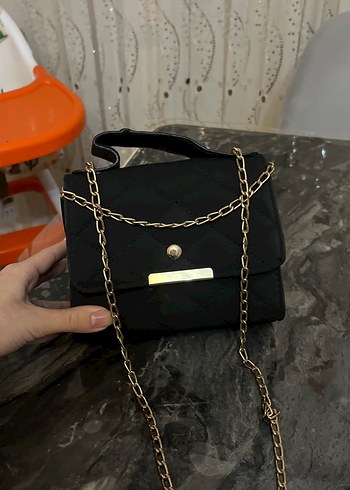 Zincir Detaylı Siyah Kadın Deri Çanta - Görsel 4