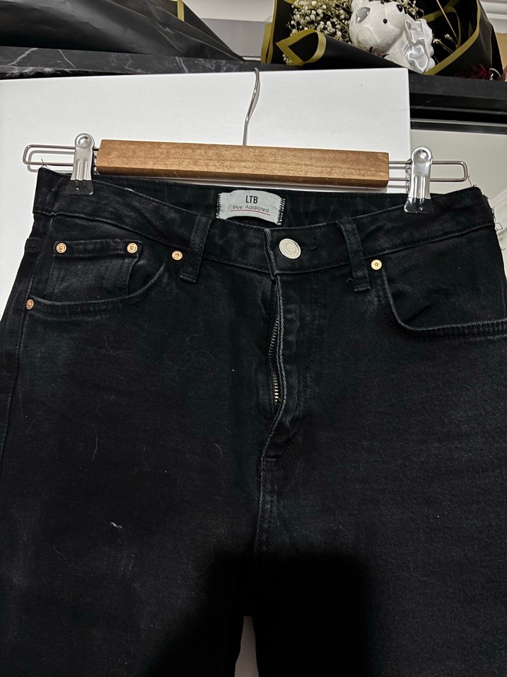 Siyah Bağlama Desenli Midi Boy Kadın Kot Pantolon - Görsel 2