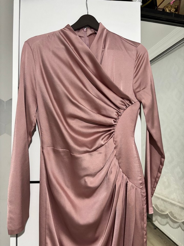 Saten Uzun Kollu Abiye Elbise - Görsel 2