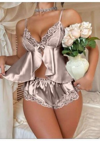 l Beden Bej Dantel Detaylı Mini Saten Pijama Takımı
