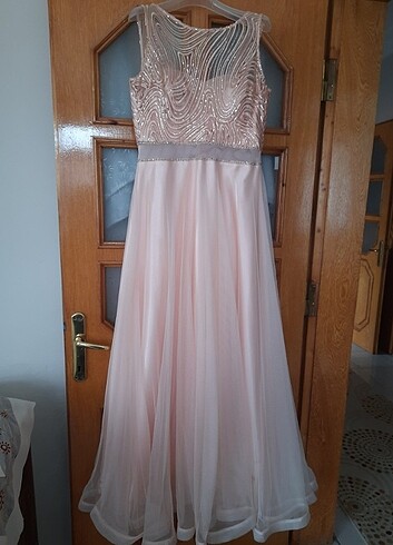 ABIYE 42 XL BEDEN PRENSES ELBİSE 