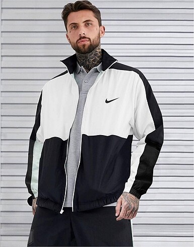Nike paraşüt ceket