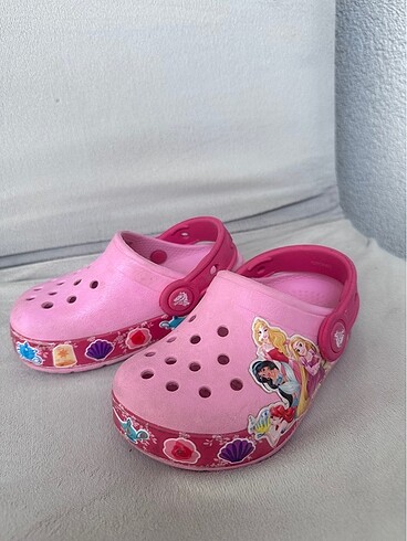 Işıklı crocs