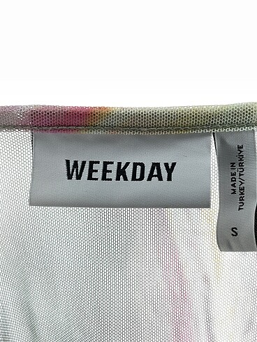 s Beden çeşitli Renk Weekday Bluz %70 İndirimli.