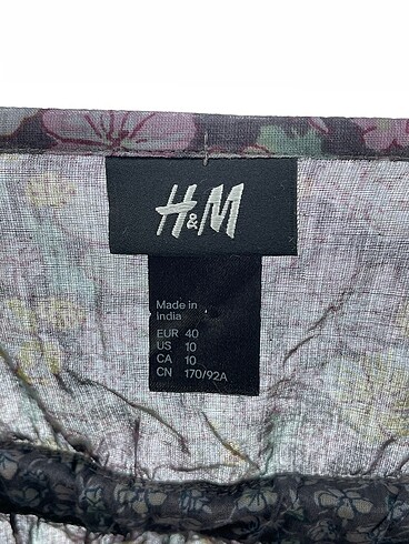 40 Beden çeşitli Renk H&M Kısa Elbise %70 İndirimli.