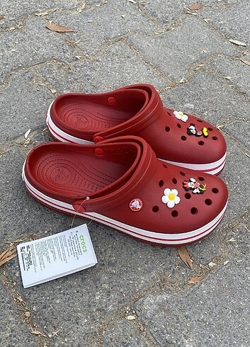 Bordo crocs terlik (38 numara) süs hediyeli