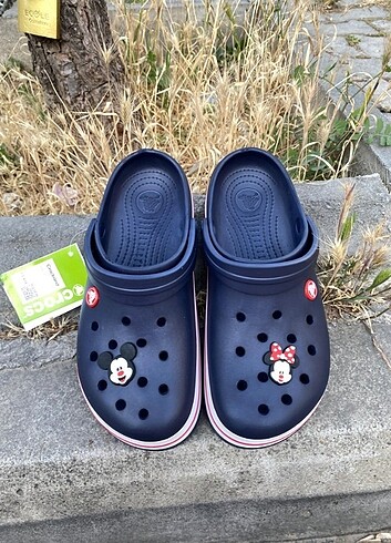 Crocs Lacivert crocs terlik (38 numara) süs hediyeli
