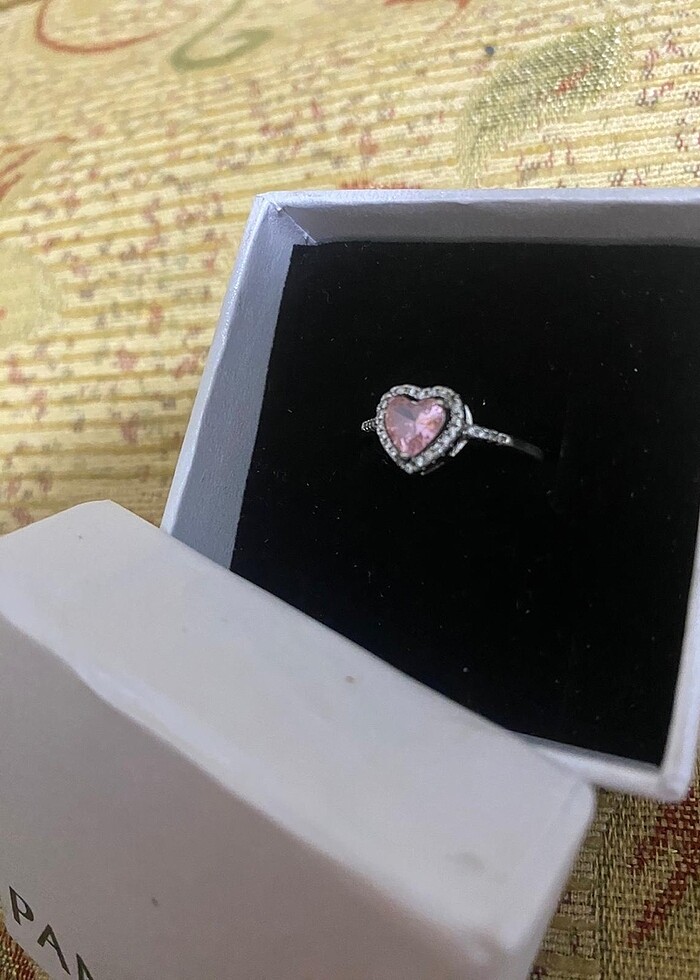 Pandora Gümüş Kalpli Yüzük - Görsel 4