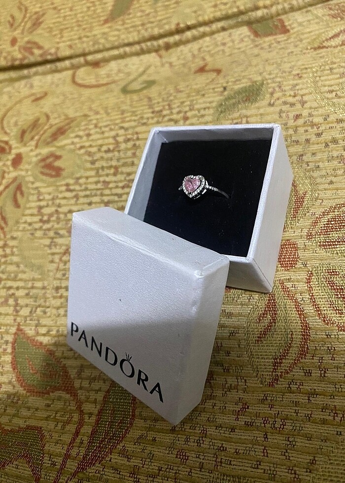 Pandora Gümüş Kalpli Yüzük - Görsel 3