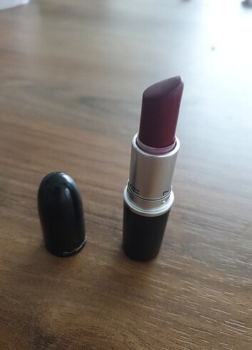 MAC Diva Ruj