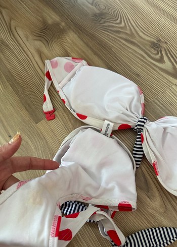 Kırmızı Puantiyeli Bağcıklı Bikini - Görsel 4