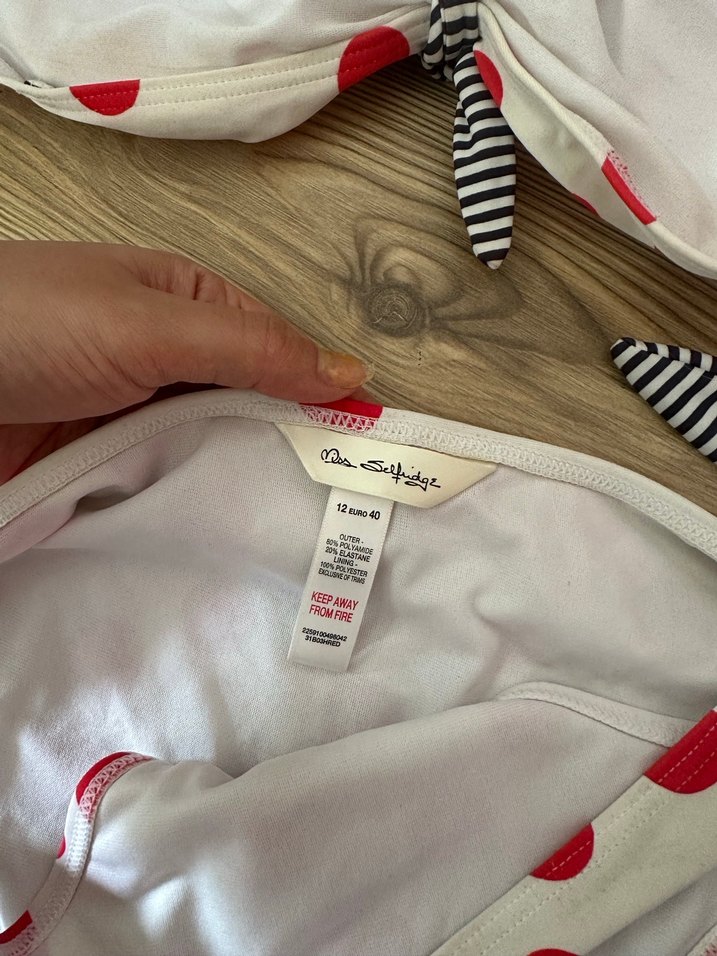 Kırmızı Puantiyeli Bağcıklı Bikini - Görsel 3