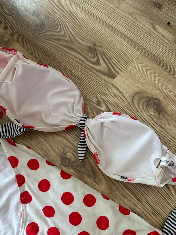 Kırmızı Puantiyeli Bağcıklı Bikini - Görsel 2