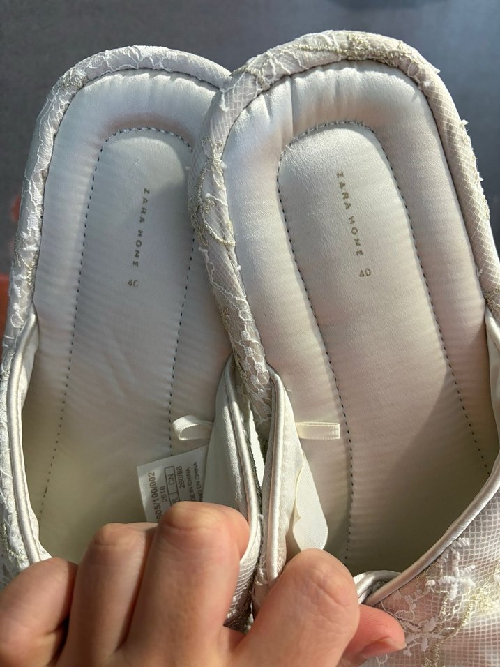 Zara home Dantel Detaylı Beyaz saten Kadın Terlik - Görsel 2