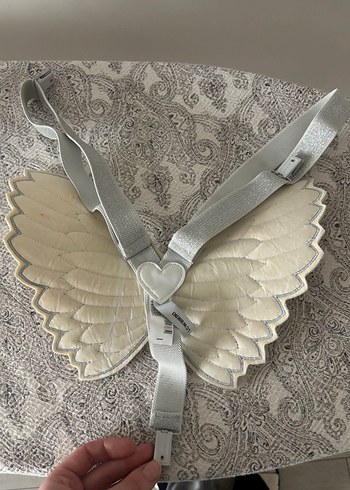 Gri Nakışlı Kelebek Kanatlı Kız Aksesuarı - Görsel 4