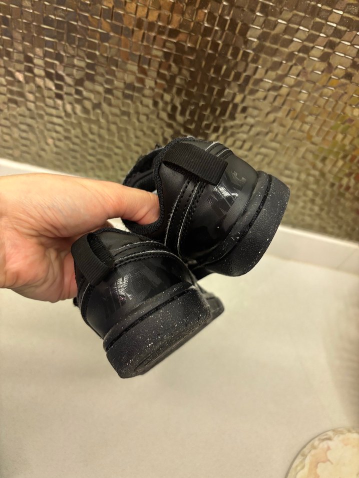 Erkek Çocuk Siyah Cırtlı Spor Ayakkabı - Görsel 4