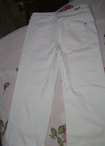 Mavi Jeans mavi beyaz pantolon
