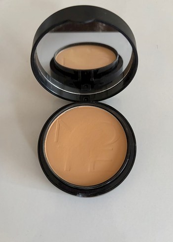 Siyah Note Pudra - Görsel 2