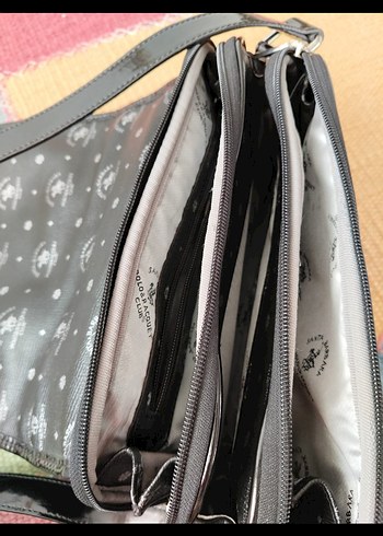 Tokalı Siyah Baskılı Deri Kadın Çanta - Görsel 5