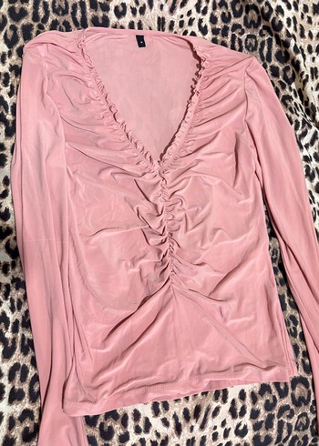 Piliseli Pembe V Yakalı Kadın Bluz - Görsel 4
