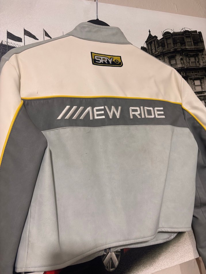 Gri Baskılı Kısa Deri Biker Ceket - Görsel 4