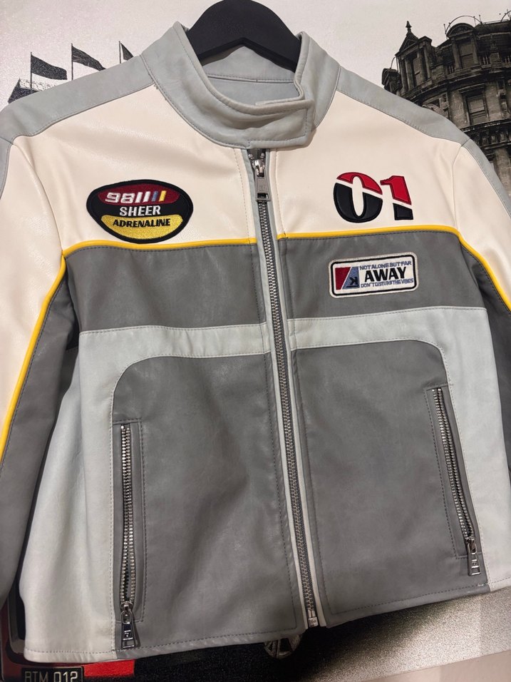 Gri Baskılı Kısa Deri Biker Ceket - Görsel 2