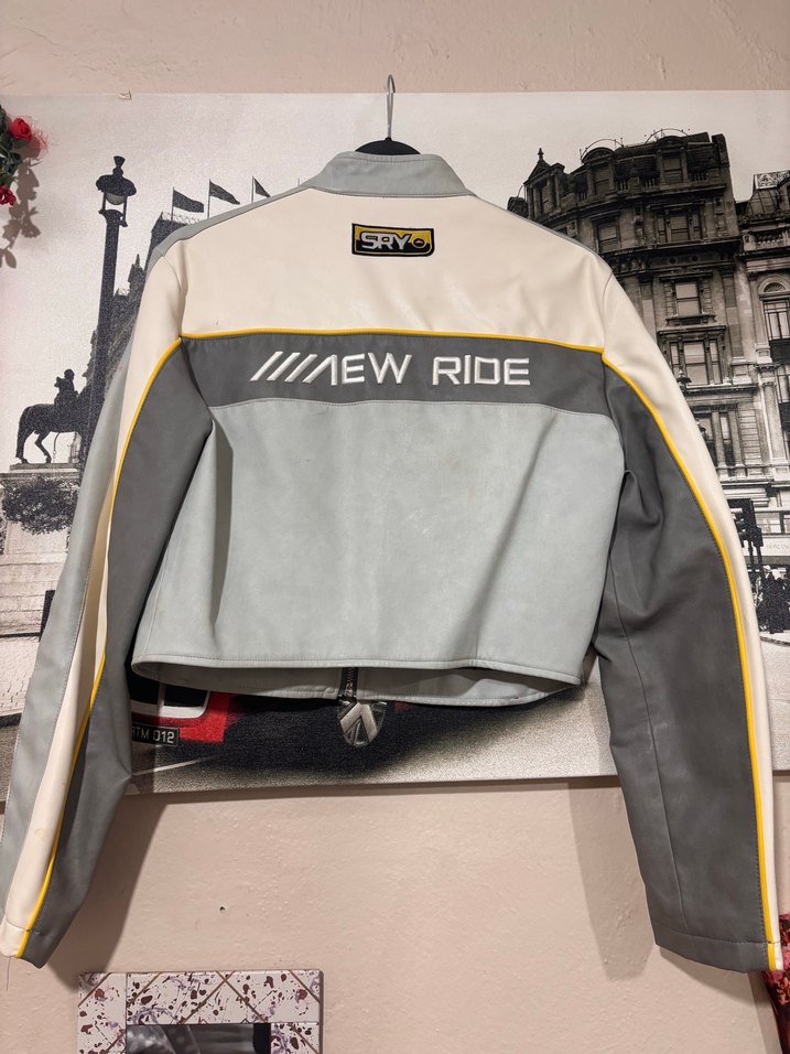 Gri Baskılı Kısa Deri Biker Ceket - Görsel 3