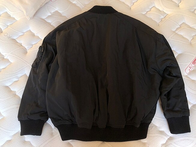 s Beden siyah Renk pull and bear bomber ceket