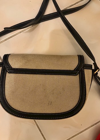 Bej Siyah Deri Tokalı Kadın Çanta - Görsel 3