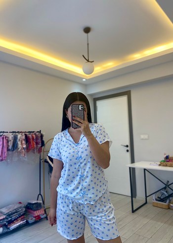 Diğer Nakışlı V Yaka Kısa Kollu Kadın Pijama Takımı