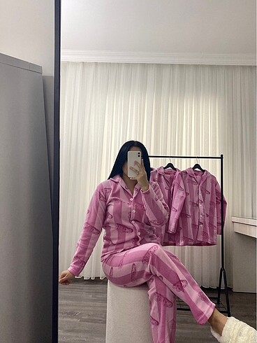 Diğer Barbie Polar Pijama Takım