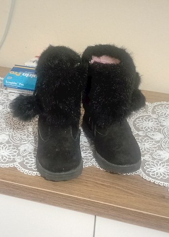 Kız Çocuk Siyah Kürk Detaylı Bot - Görsel 2