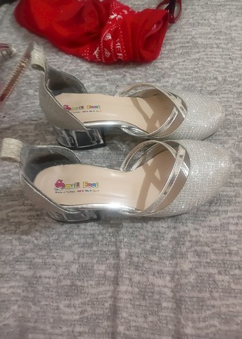 Glitterlı Gri Blok Topuklu çocuk abiye - Görsel 4