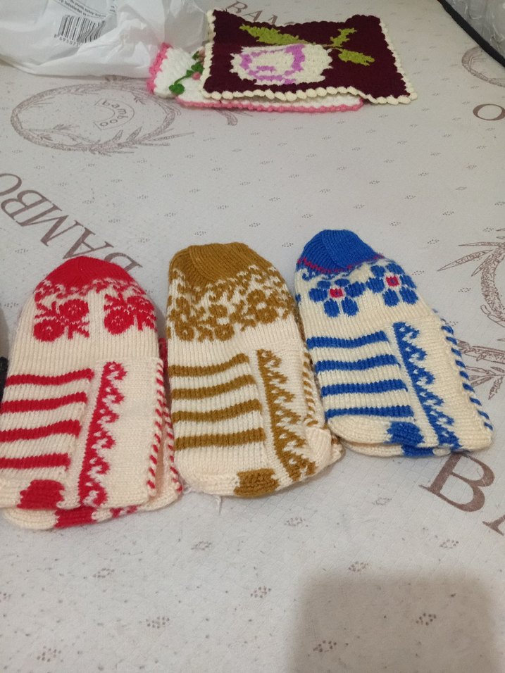 Renkli Nakışlı Fırın Eldivenleri - Görsel 2