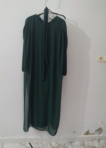 44 Beden yeşil Renk Elbise tulum teseddur elbise 