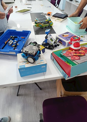 Mavi Lego ve Robot Setleri