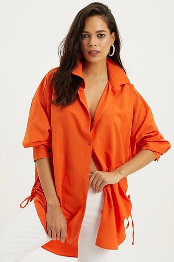 Kadın turuncu büzgülü gömlek