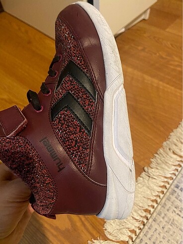 35 Beden bordo Renk Hummel bot