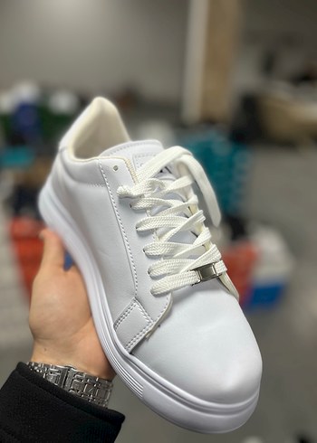 Beyaz Erkek Spor Ayakkabı Velcro Detaylı - Görsel 2