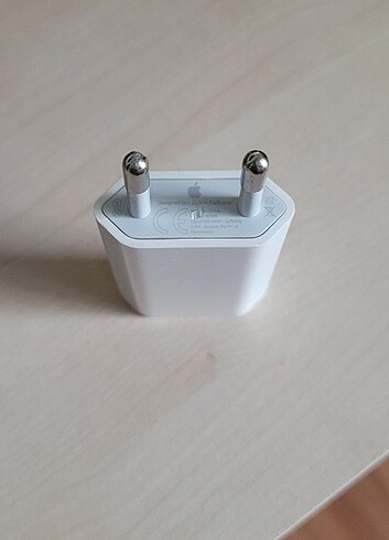 Apple Usb Şarj Adaptörü Orjinal / MD813ZM/A / A1400